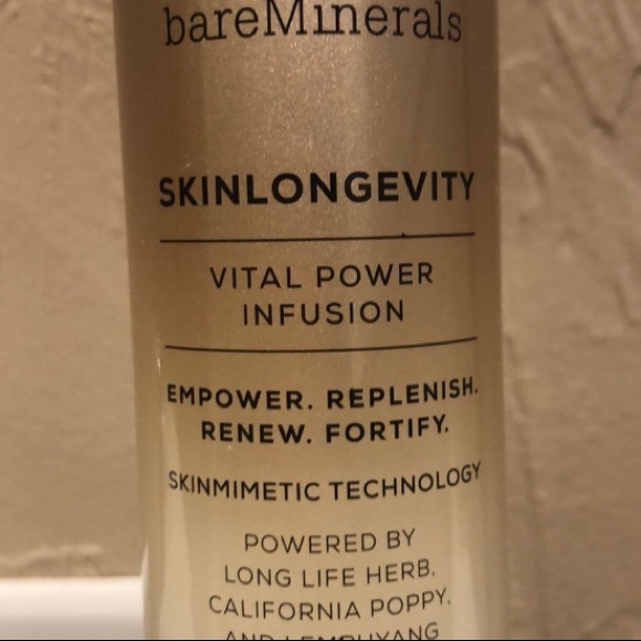 ❤️HOST PICK❤️ Vital Power Infusion Serum Skincare - Picture 2 of 9